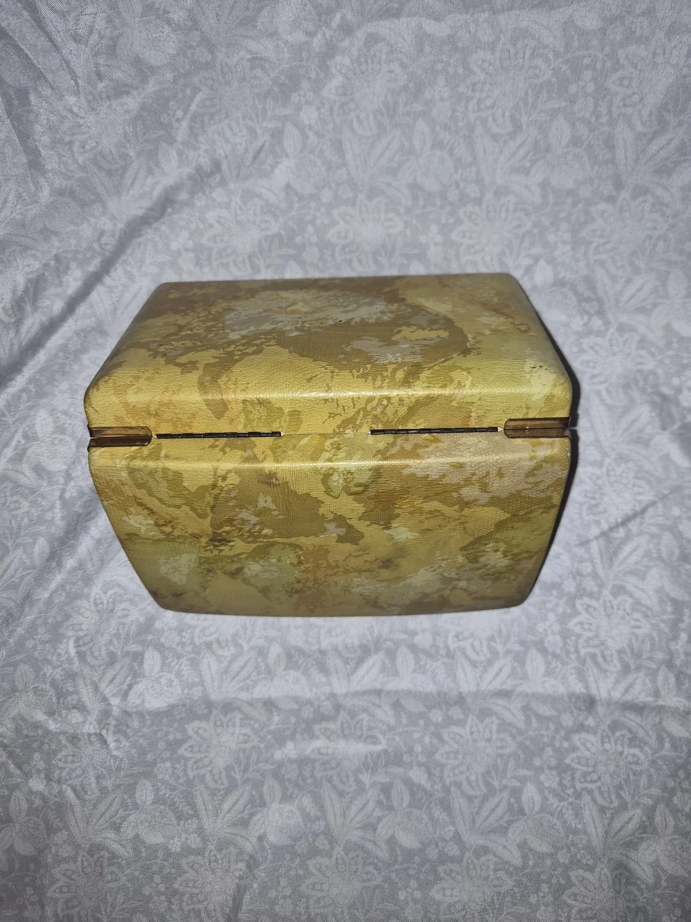 Mele.Vintage Gold Tone Jewelry Display Box